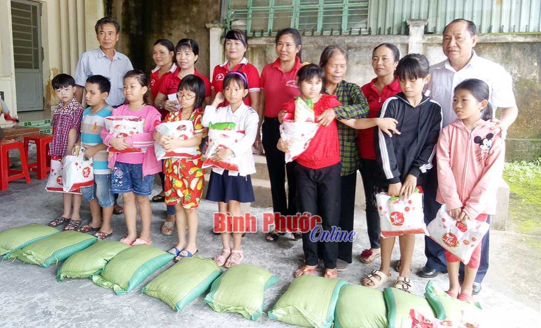 Một trung thu khác với người khiếm thị