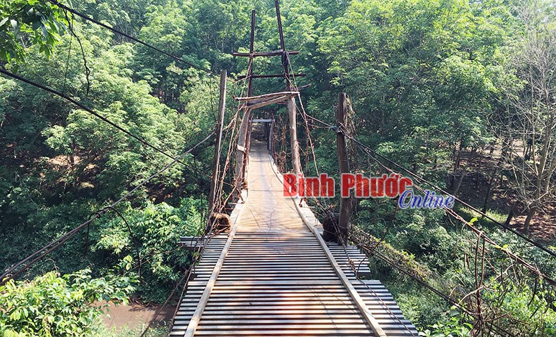 Đánh đu với “tử thần” Đánh đu với “tử thần”