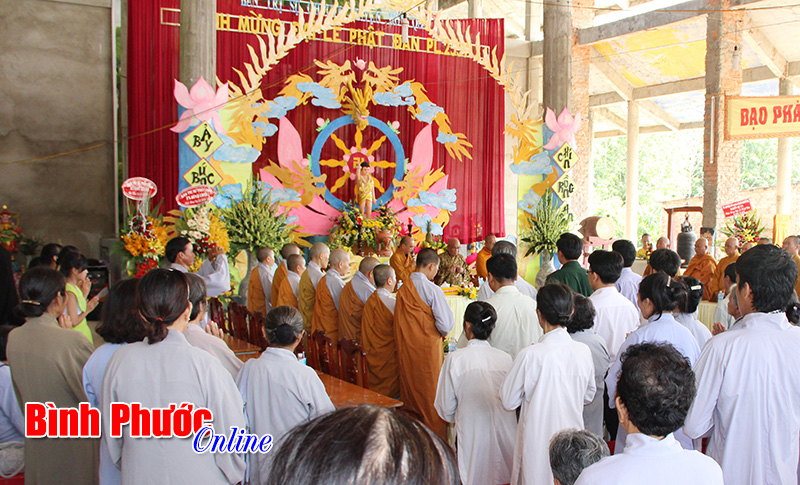 Giáo hội Phật giáo huyện Hớn Quản tổ chức Đại lễ Phật đản