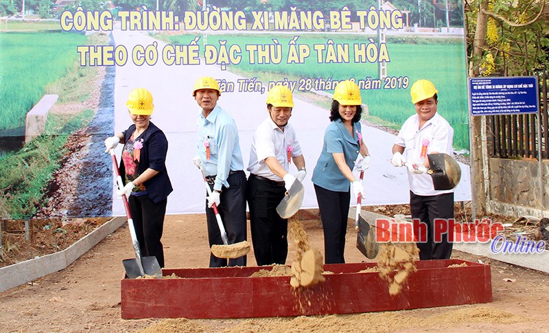 Bù Đốp xây dựng nông thôn mới bằng sự đồng thuận
