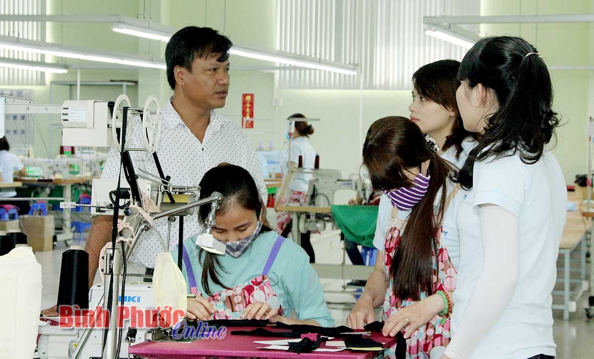 Phát triển từ xây dựng mối quan hệ lao động hài hòa