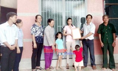 Tân Tiến xây dựng khối đại đoàn kết toàn dân Tân Tiến xây dựng khối đại đoàn kết toàn dân