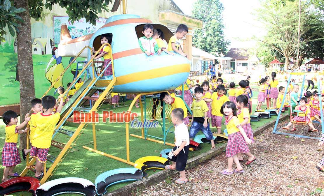 Giúp trẻ thỏa sức khám phá, vui chơi Giúp trẻ thỏa sức khám phá, vui chơi