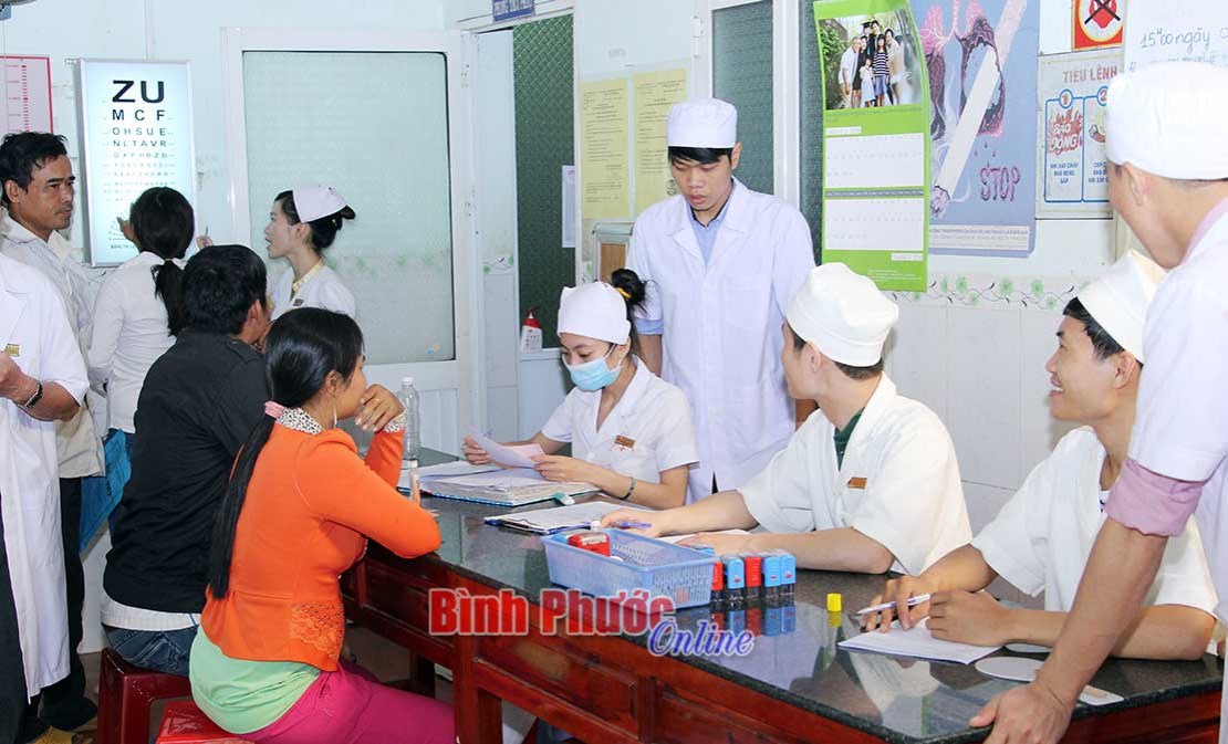 Khám bệnh bảo hiểm y tế tại phòng khám tư nhân: Lợi cả đôi bên