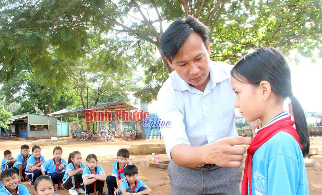 Sáng kiến vì học trò nghèo Sáng kiến vì học trò nghèo
