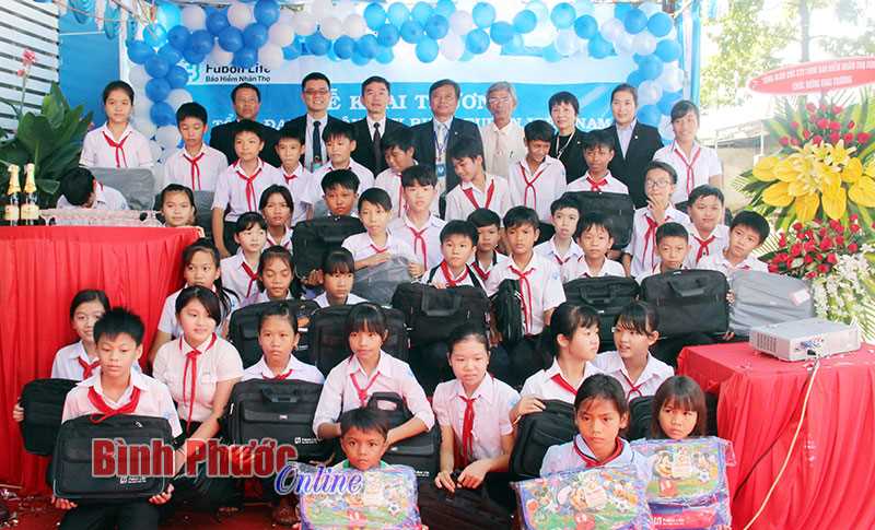 Fubon Life - bảo vệ từng mái ấm gia đình