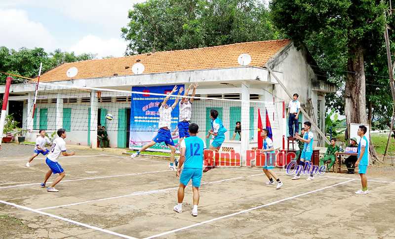 Bình Phước đẩy mạnh giao lưu văn hóa với các tỉnh giáp biên Bình Phước đẩy mạnh giao lưu văn hóa với các tỉnh giáp biên