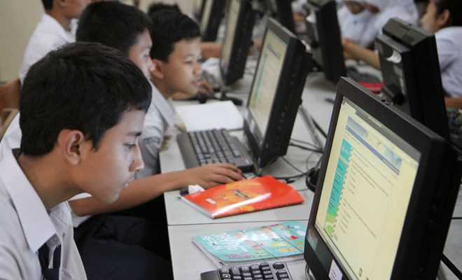 Indonesia giám sát mạng xã hội để ngăn chặn khủng bố Indonesia giám sát mạng xã hội để ngăn chặn khủng bố