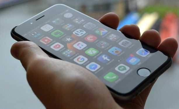 Apple Vietnam cam kết giảm giá dịch vụ thay thế pin hết hạn bảo hành Apple Vietnam cam kết giảm giá dịch vụ thay thế pin hết hạn bảo hành