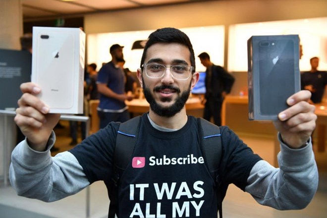 iphoneaustralia24092017100627.jpg