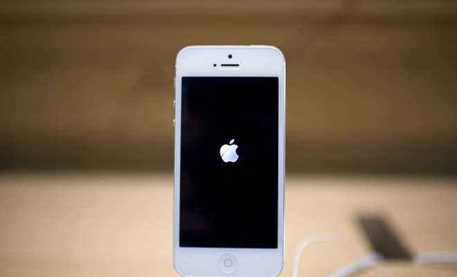 Apple bị phạt gần 7 triệu USD vì lỗi 53 biến iPhone thành cục gạch Apple bị phạt gần 7 triệu USD vì lỗi 53 biến iPhone thành cục gạch
