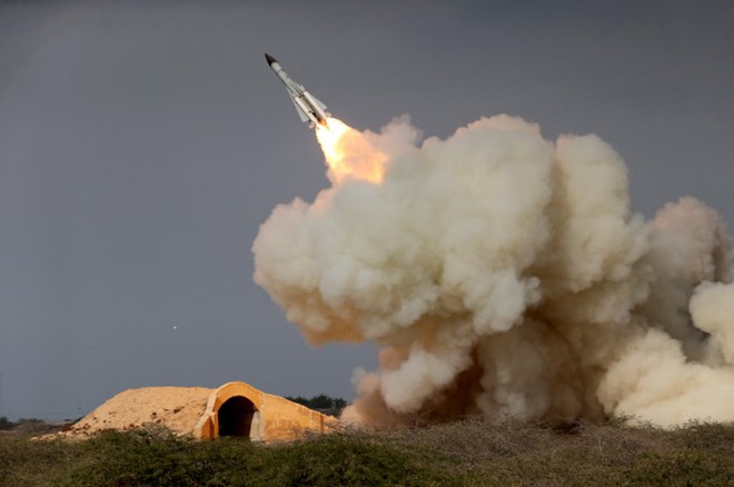 iranmissiletest04022017054305.jpg