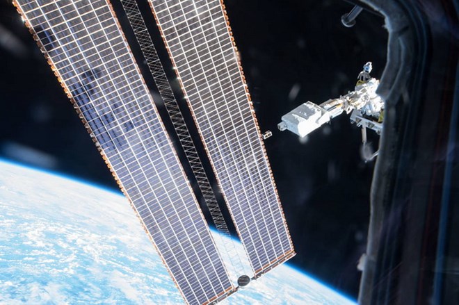 iss23052017082354.jpg