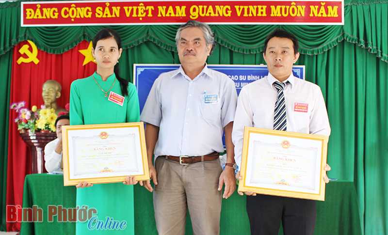Nông trường Minh Hưng: Thu nhập bình quân đạt trên 8 triệu đồng/người/tháng Nông trường Minh Hưng: Thu nhập bình quân đạt trên 8 triệu đồng/người/tháng