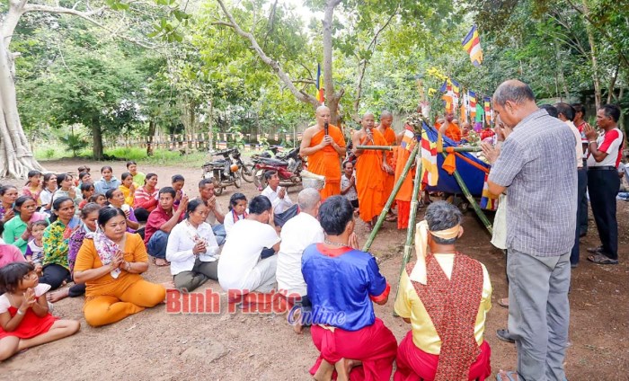 Đặc sắc lễ Sene Dolta của người Khmer Đặc sắc lễ Sene Dolta của người Khmer