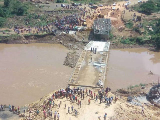 kenyabridgecollapse03072017105356.jpg