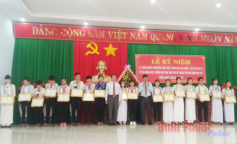 kh-bu-dang03102017074440.jpg