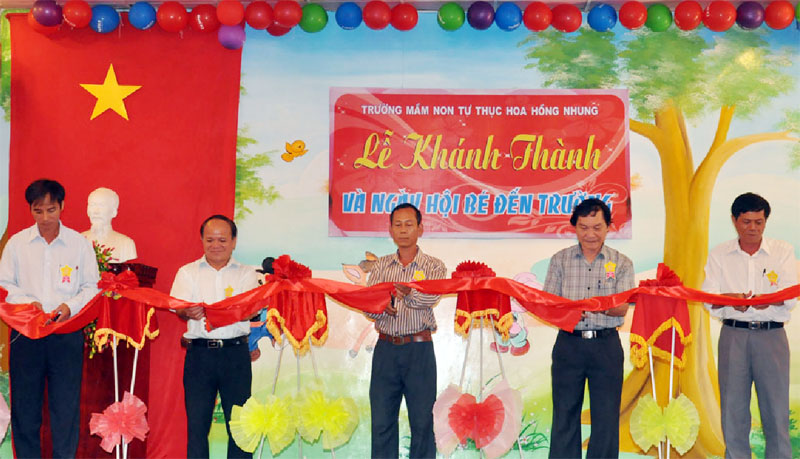 Trường mầm non Hoa Hồng Nhung đi vào hoạt động Trường mầm non Hoa Hồng Nhung đi vào hoạt động