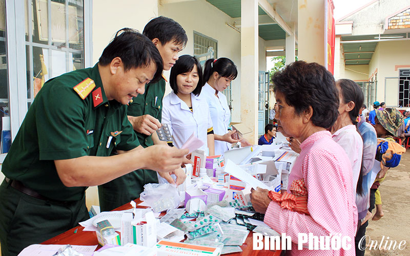 Thắt chặt tình quân dân Thắt chặt tình quân dân