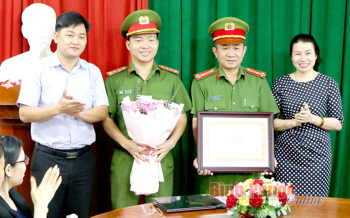 khen_1_17024028012021.jpg