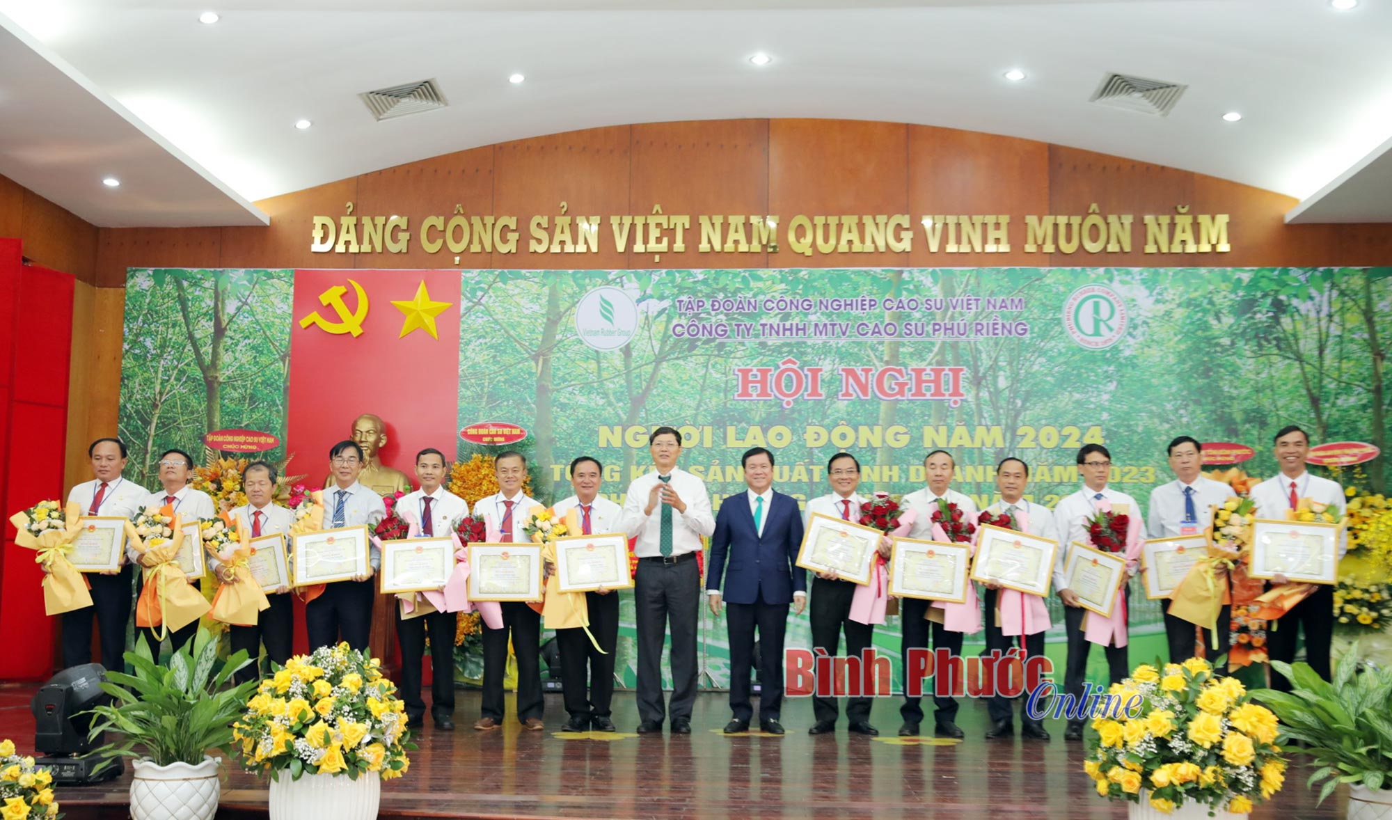 khen_3_14055819012024.jpg