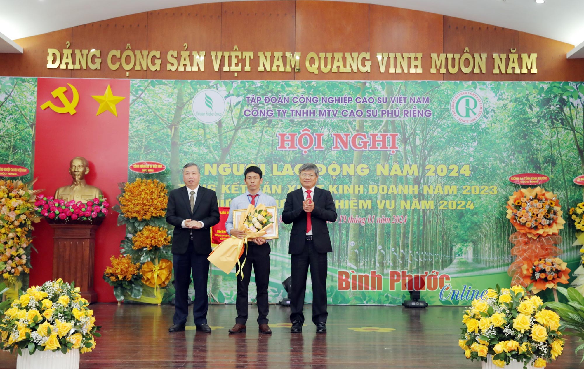 khen_6_14054719012024.jpg