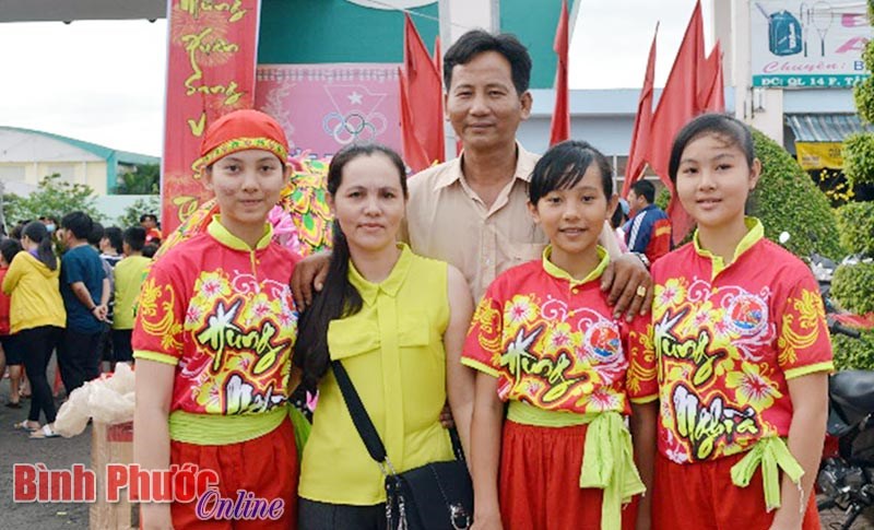 Khi nữ đam mê đánh trống