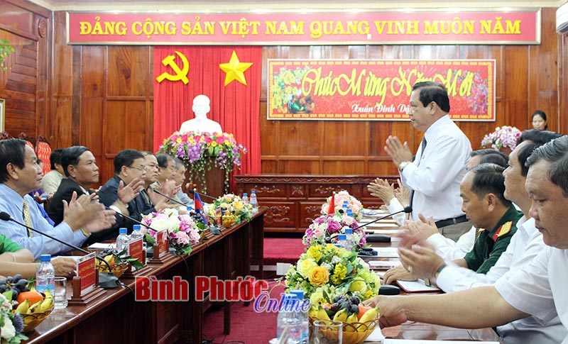 Khởi sắc trong hợp tác kinh tế đối ngoại Khởi sắc trong hợp tác kinh tế đối ngoại