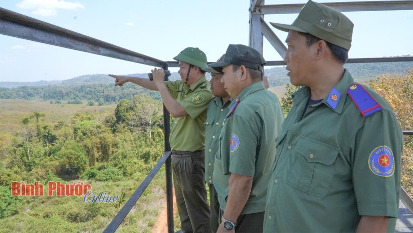 Không lơ là với "giặc lửa" Không lơ là với "giặc lửa"