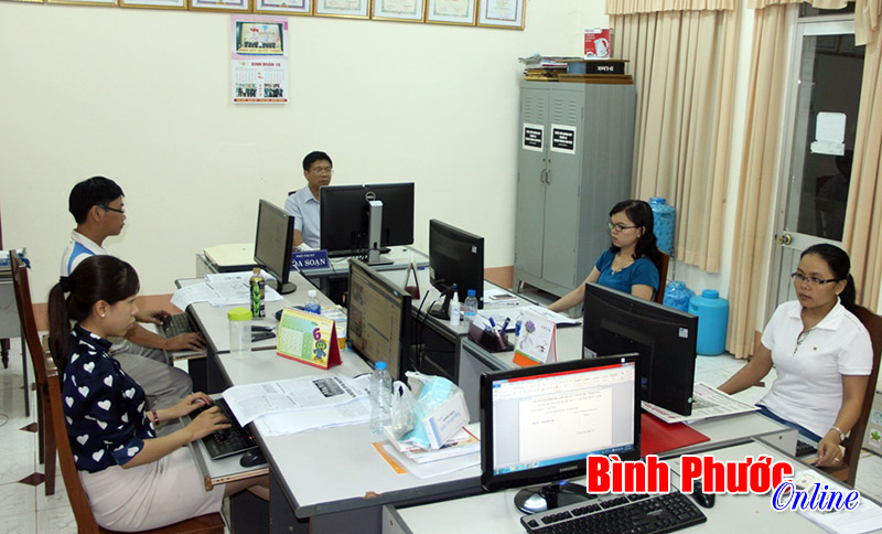 Không phải nhà báo nhưng miệt mài với nghề làm báo