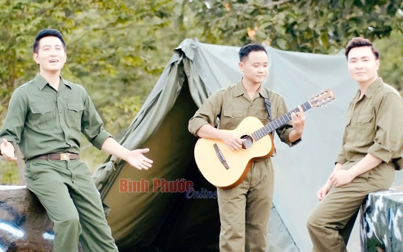 Khúc tình ca của người chiến sĩ