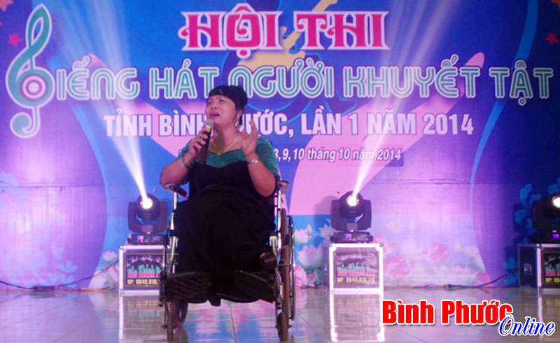 88 thí sinh dự thi Tiếng hát người khuyết tật tỉnh Bình Phước