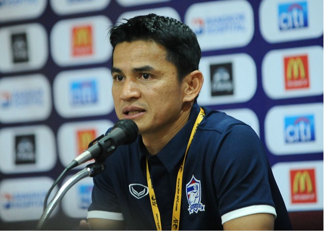 HLV Kiatisak: 'Chúng tôi là ông chủ của bóng đá ĐNA'