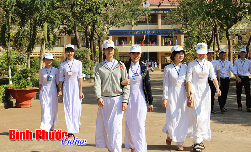 Đặng Thị Thanh Trúc có điểm 3 môn thi vào lớp 10 cao nhất tỉnh Đặng Thị Thanh Trúc có điểm 3 môn thi vào lớp 10 cao nhất tỉnh