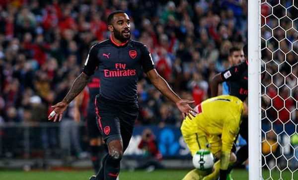 Chân sút đắt giá nhất lịch sử Arsenal "nổ súng" ngay trận ra mắt Chân sút đắt giá nhất lịch sử Arsenal "nổ súng" ngay trận ra mắt