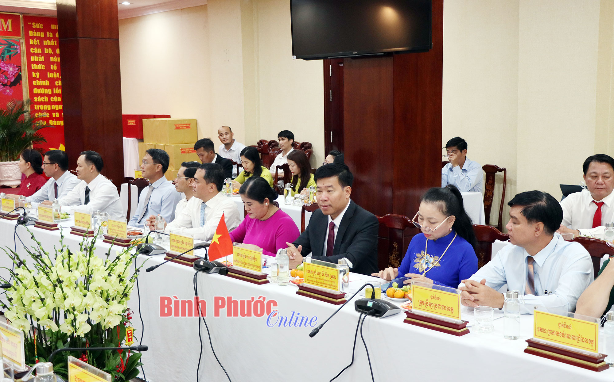 lanh_dao_tinh_bp_tai_buoi_tiep_18190910012023.jpg