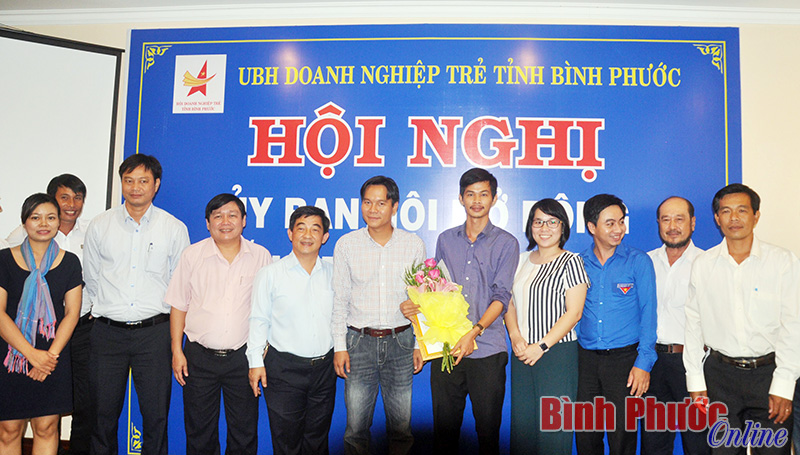 Lấy ý kiến doanh nghiệp về dự thảo Luật Hỗ trợ doanh nghiệp nhỏ và vừa Lấy ý kiến doanh nghiệp về dự thảo Luật Hỗ trợ doanh nghiệp nhỏ và vừa