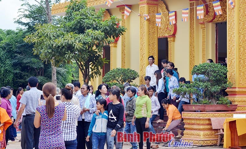 Lễ hội Sen Dolta của đồng bào Khơme Bình Phước Lễ hội Sen Dolta của đồng bào Khơme Bình Phước