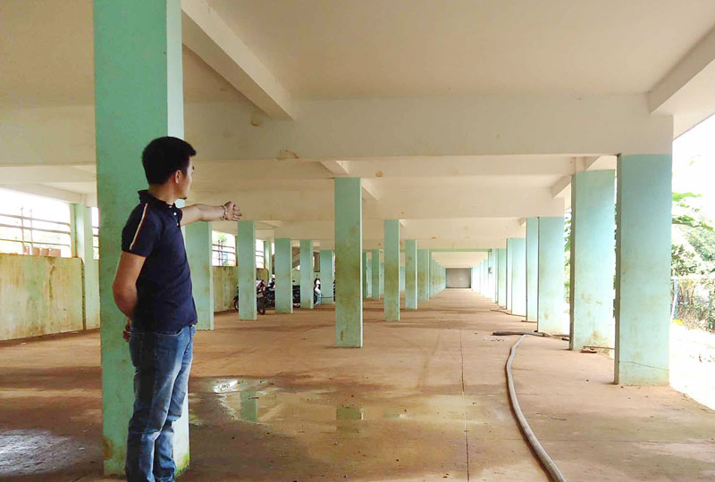Trường THPT Lê Quý Đôn mong cải tạo khu ký túc xá học sinh Trường THPT Lê Quý Đôn mong cải tạo khu ký túc xá học sinh