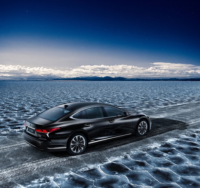 lexusls500h108032017020254.jpg