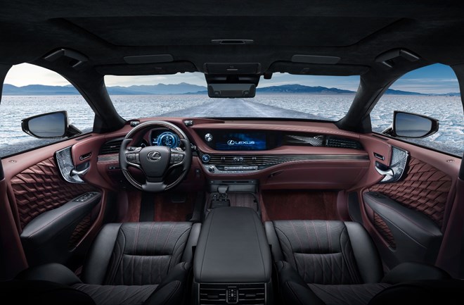 lexusls500h508032017020254.jpg