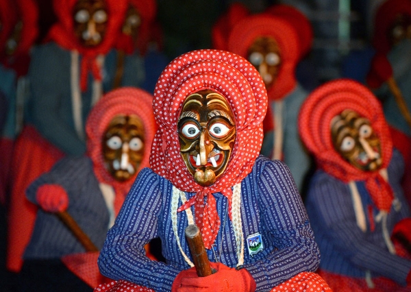 lhthangtu9.jpg