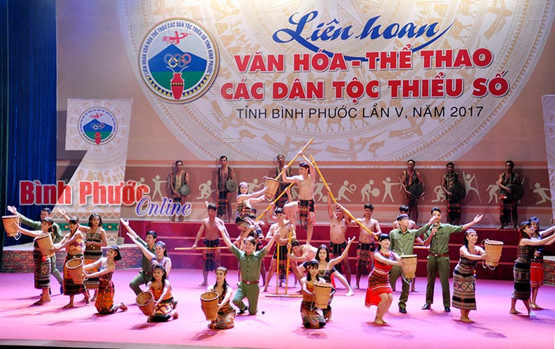 lienhoan130082017015807.jpg