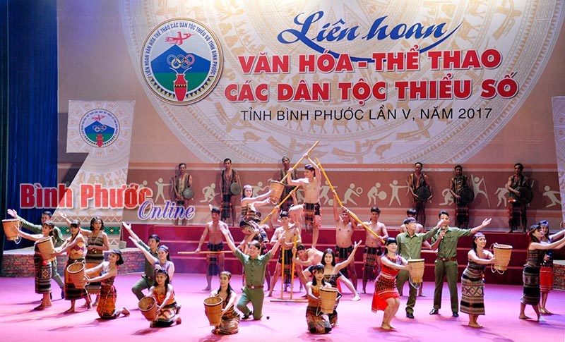 Khai mạc liên hoan văn hóa, thể thao các dân tộc thiểu số