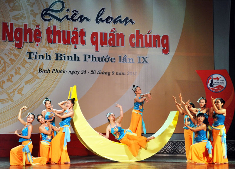 Hơn 300 diễn viên tham gia liên hoan nghệ thuật quần chúng toàn tỉnh Hơn 300 diễn viên tham gia liên hoan nghệ thuật quần chúng toàn tỉnh