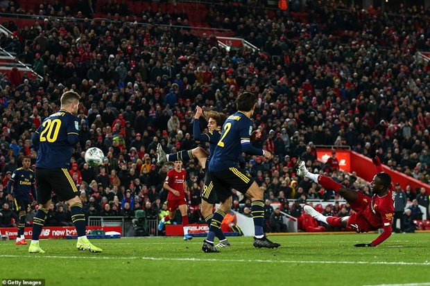 liverpoolhaarsenal31103131102019092054.jpg