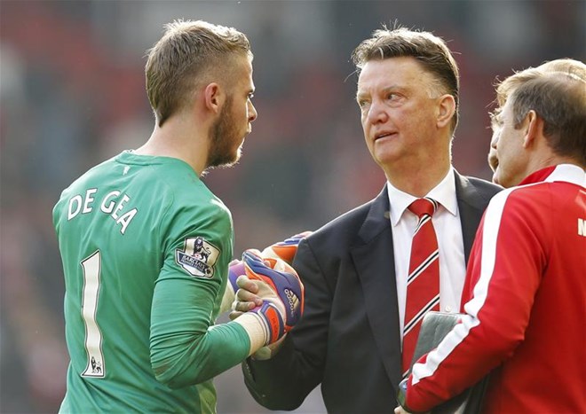 HLV Louis van Gaal gây sốc trước thềm Premier League khai mạc
