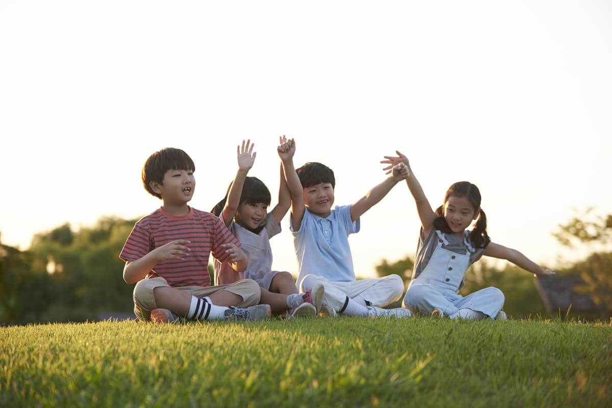 Mãi bên nhau bạn nhé!