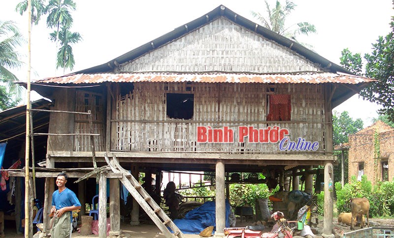 Mai một nhà sàn người Khơme ở Bình Phước Mai một nhà sàn người Khơme ở Bình Phước