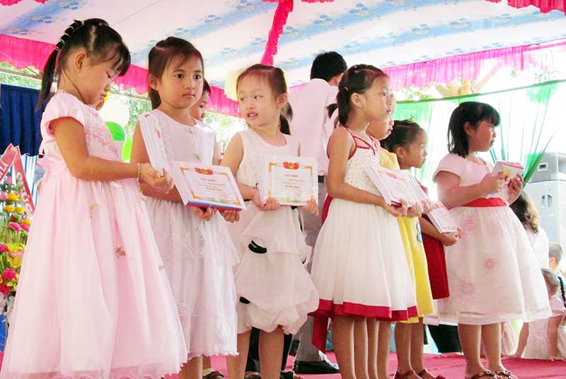 Bình Long: 9 trường đạt chuẩn quốc gia Bình Long: 9 trường đạt chuẩn quốc gia